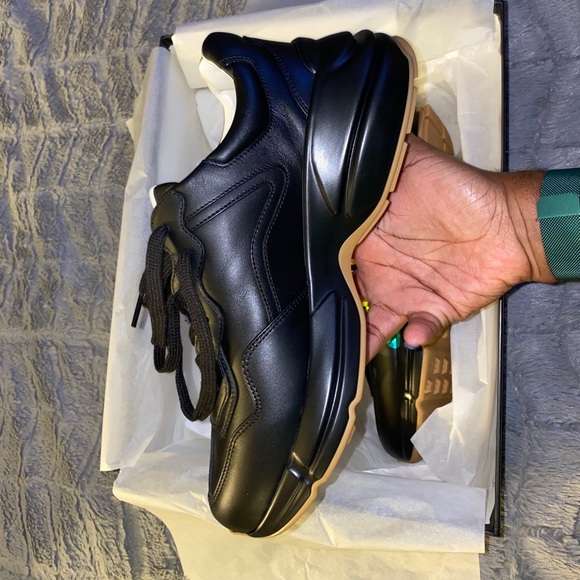 Women’s Rython Gucci logo leather sneaker - Picture 7 of 11